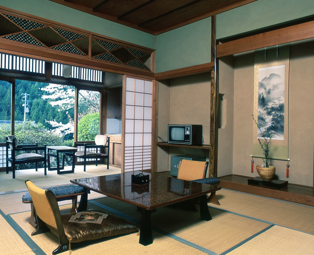 Hotel Unryuso Shinshiro Esterno foto
